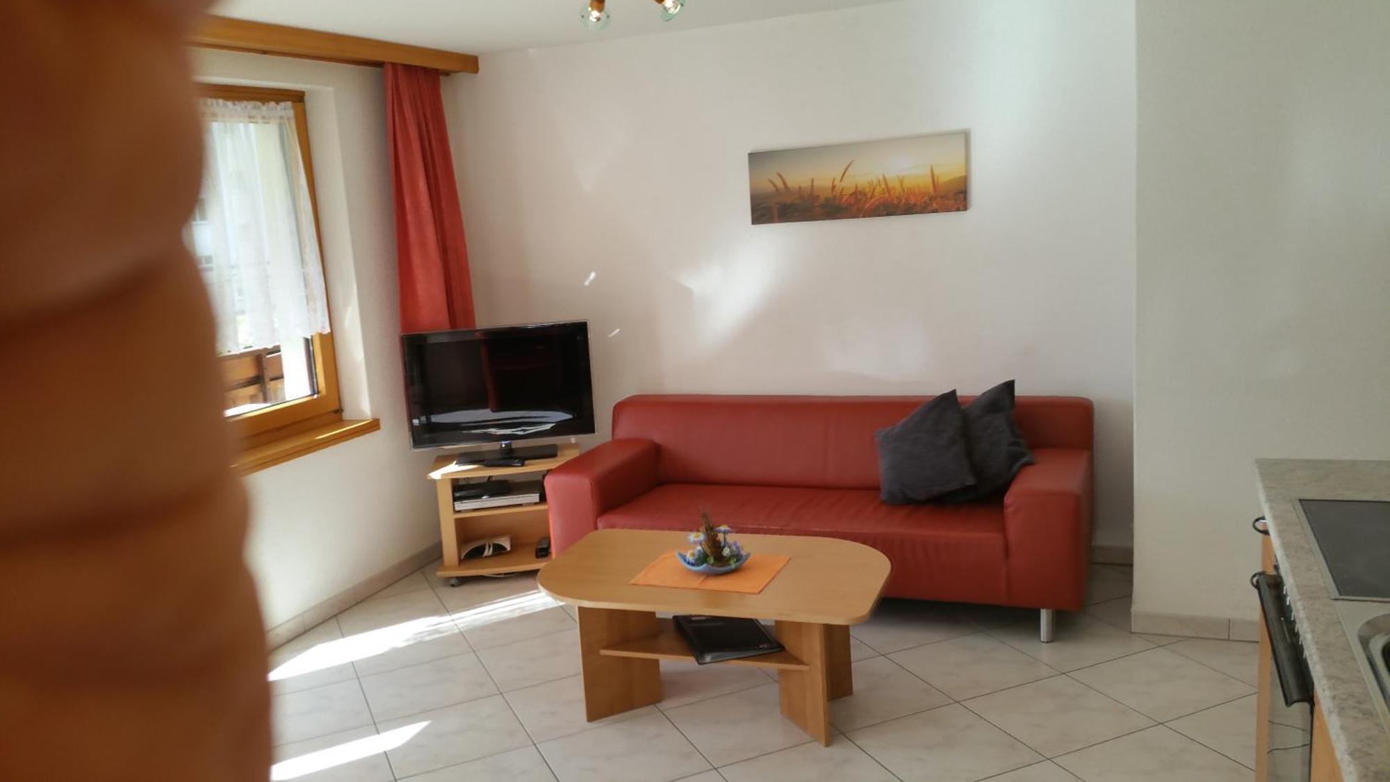 Ferienhaus Antigua Saas-Grund Rom bilde